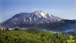Washington Volcanoes and Waterfalls Road Bike Tour | Escape Adventures