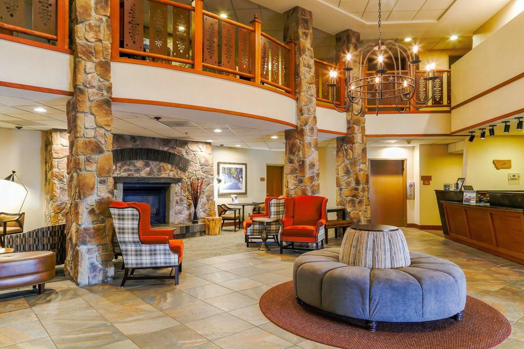 Best Western Rocky Mountain Lodge