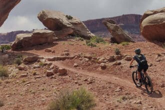 Discovering the mountain trails with Moab Mountain Biking Day Tours by Escape Adventures