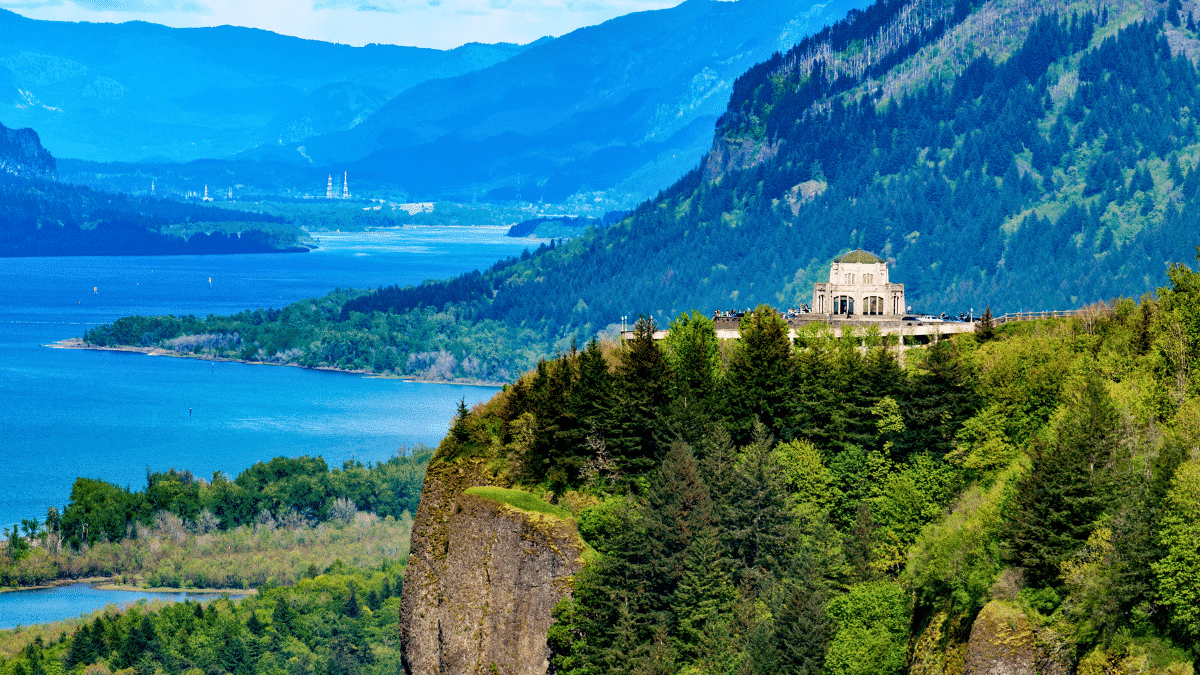 Vista House at Crown Point, Columbia River Gorge