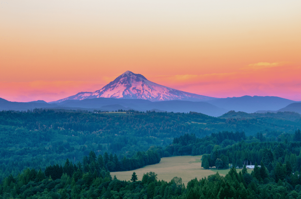 Discover the Magic of Oregon: 5 Reasons to Bike Mount Hood